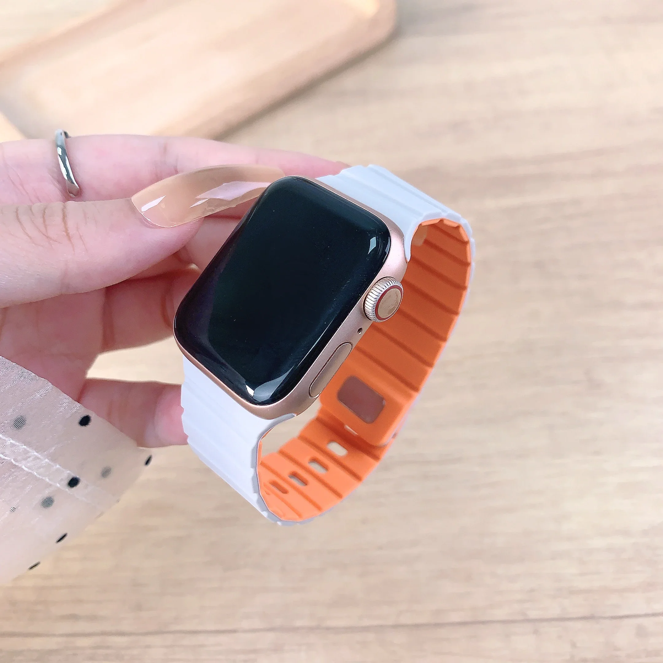 Pulseira magnética de silicone - Smartwatch Apple Watches For Men avaliação e preço